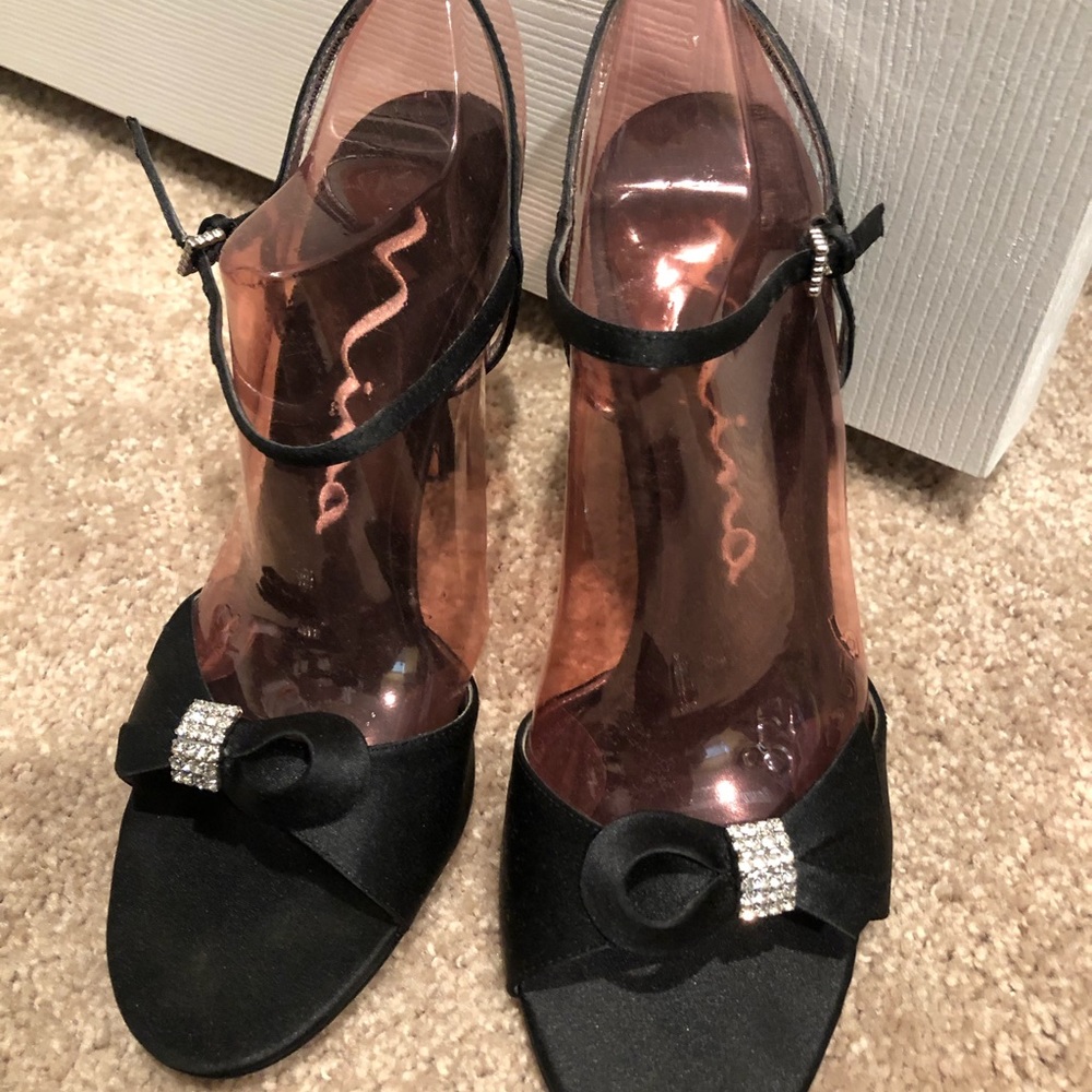 Formal high heel